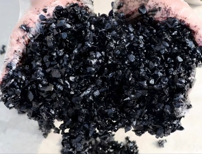 荥阳沥青冷补料（沥青砂）的优势特点与施工流程解析